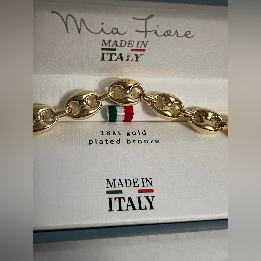 Mia Fiore 18K Gold Plated Bronze Bracelet New in Box
